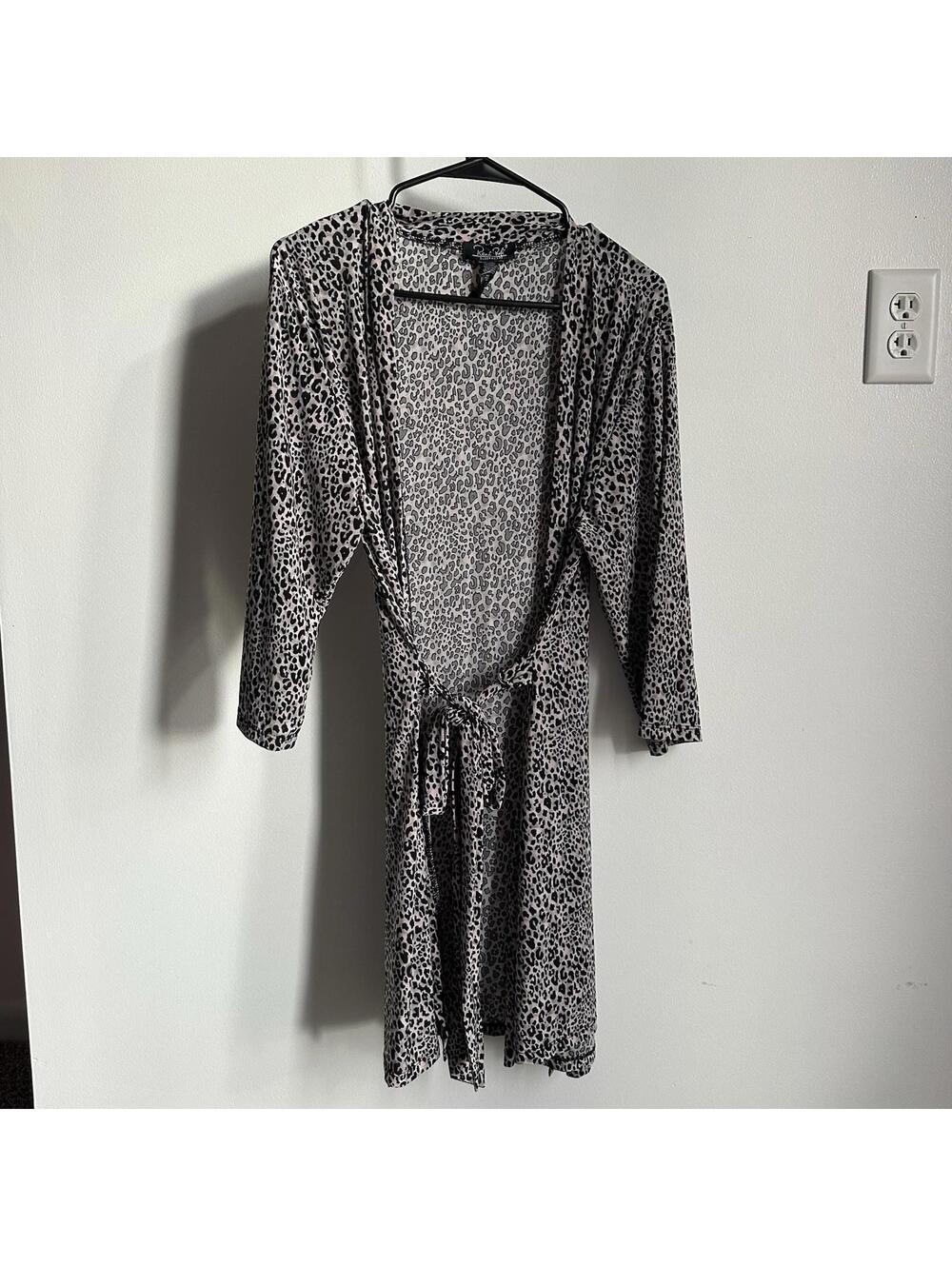 Rene Rofe Sleepwear Kimono Robe Women’s Size Large Cheetah Print